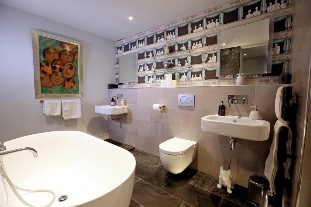 Elegant Norwich Apartment In The Lanes W Parking Eksteriør bilde